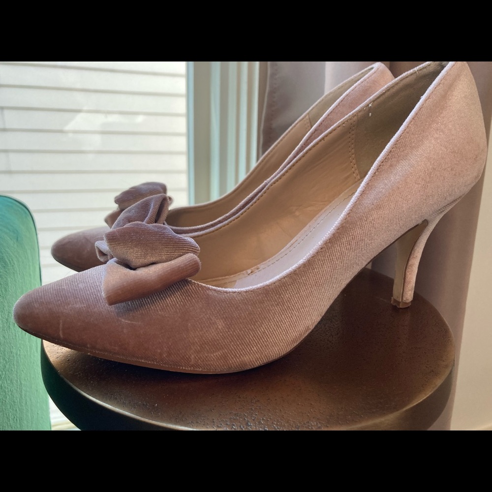 JustFab Vivianna Pink Bow Heel